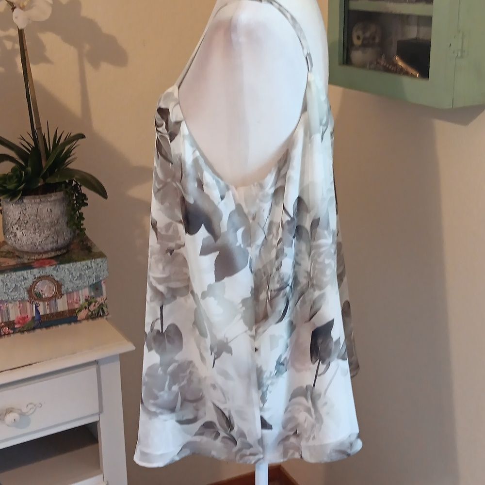 Torrid Sophie Semi-Sheer  Top - Picture 6 of 12